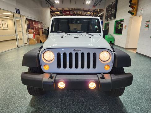 Used 2016 Jeep Wrangler Unlimited Sport w/ Quick Order Package 24S image 3
