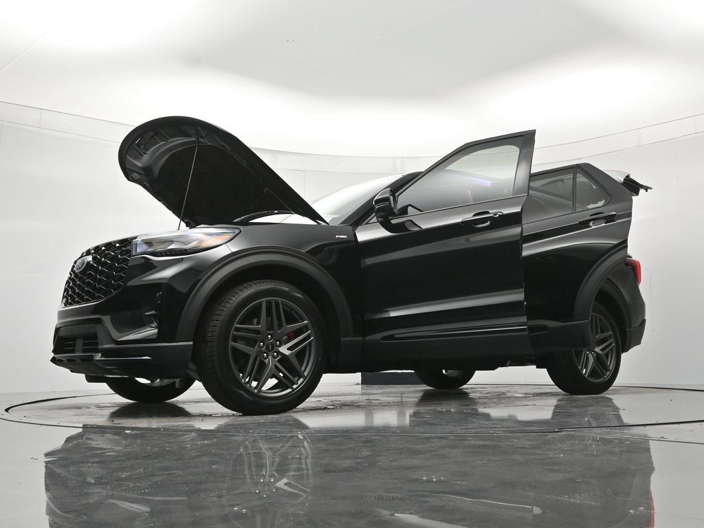 New 2026 Ford Explorer ST-Line w/ ST-Line Street Pack RWD image 48
