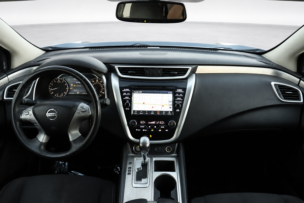 Used 2018 Nissan Murano SV AWD/4WD image 19