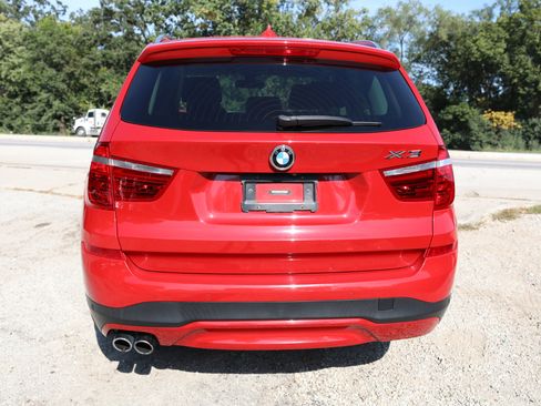 Used 2017 BMW X3 xDrive28i image 7