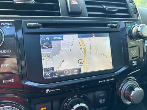 Used 2017 Toyota 4Runner TRD Off-Road Premium image 22