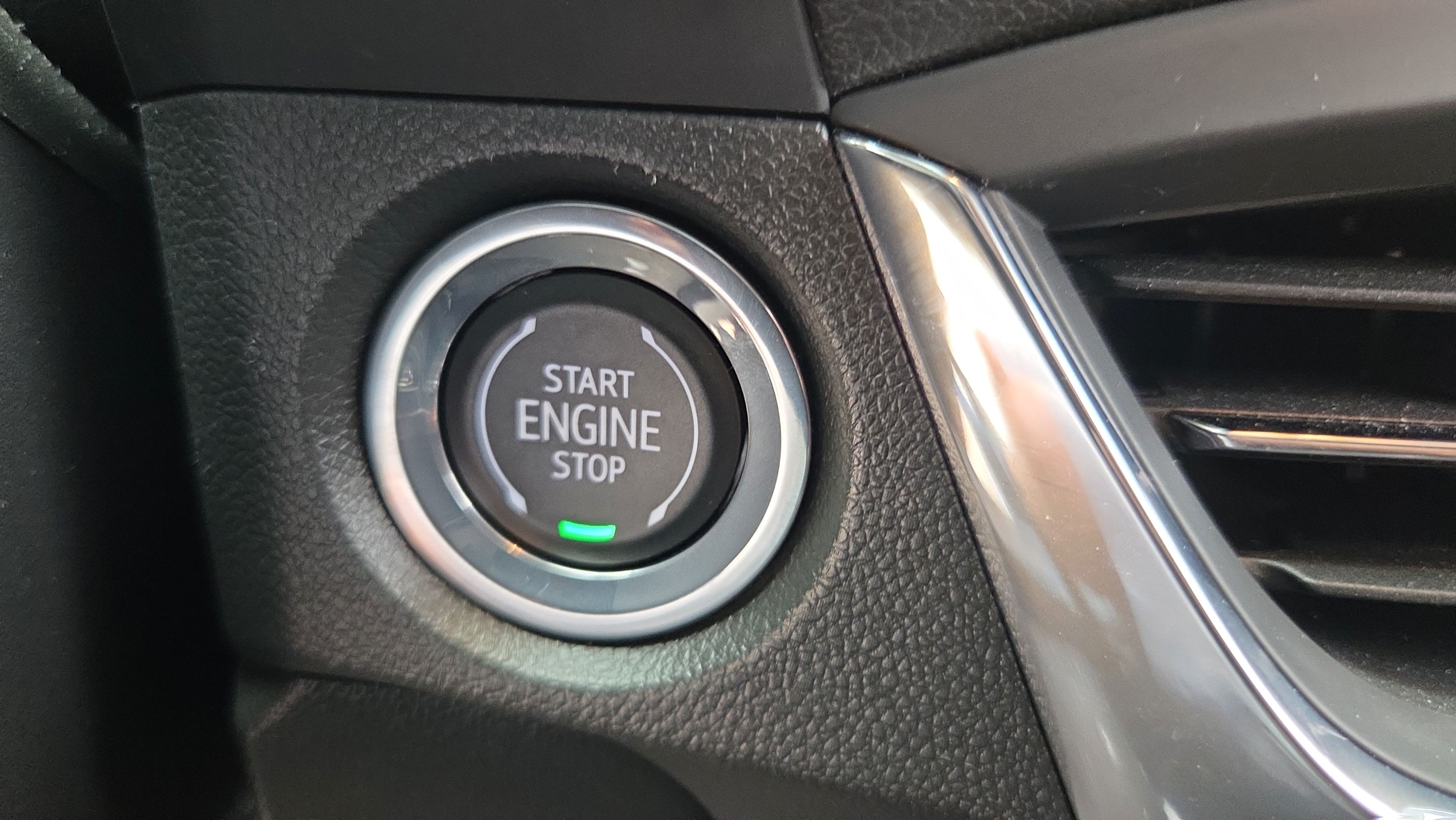 Certified 2024 Buick Encore GX Avenir FWD image 22