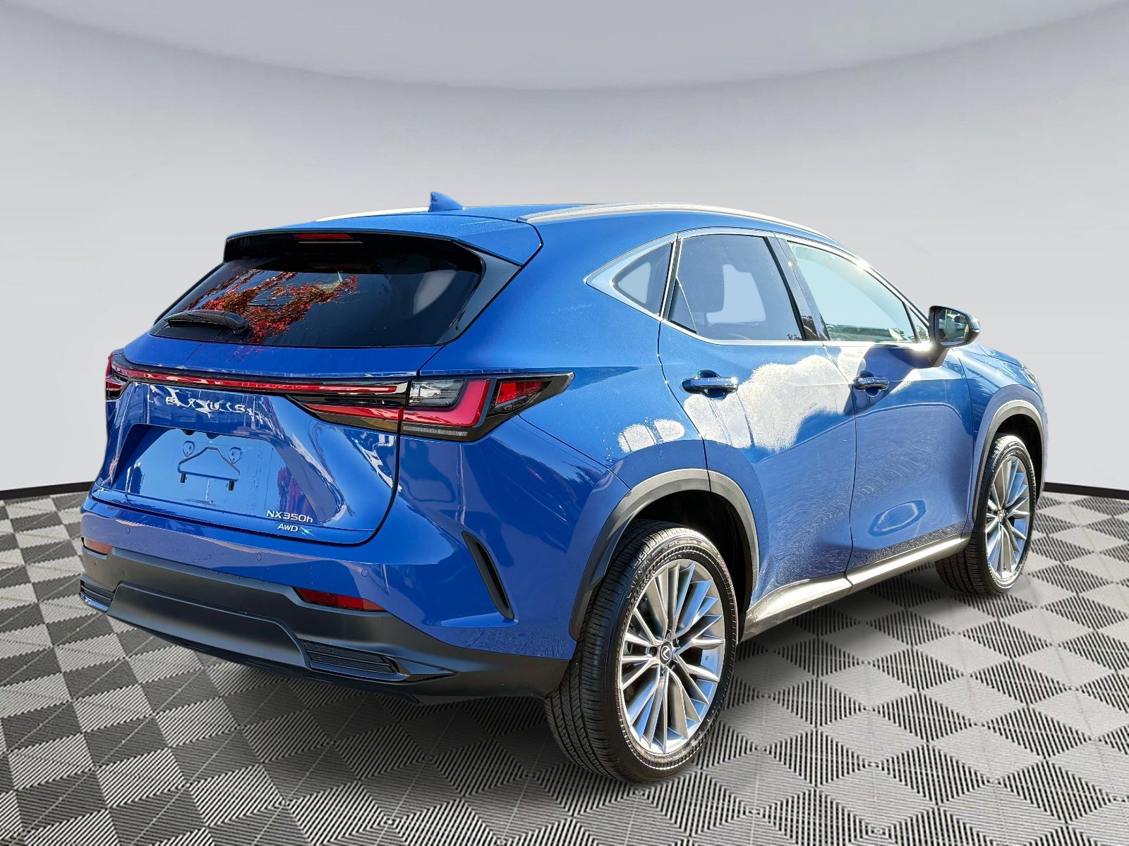Used 2026 Lexus NX 350h AWD w/ Accessory Package (Z1) image 2