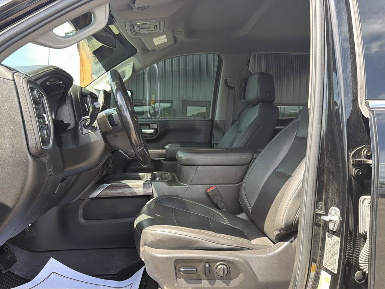 Used 2021 Chevrolet Silverado 2500 LTZ AWD/4WD image 9