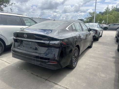 New 2026 Nissan Sentra SV FWD image 2