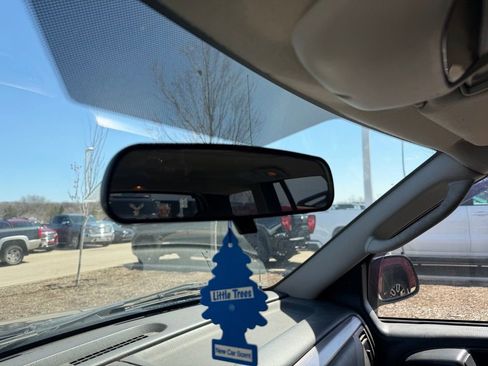 Used 2003 Jeep Grand Cherokee Laredo image 18