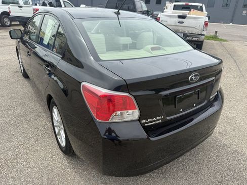 Used 2013 Subaru Impreza 2.0i Premium w/ All-Weather Pkg AWD/4WD image 4