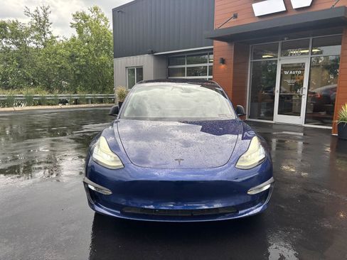 Used 2019 Tesla Model 3 Standard Range Plus RWD image 4