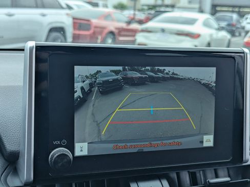 Used 2023 Toyota RAV4 XLE w/ Convenience Package image 23