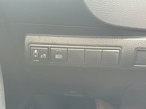 New 2026 Toyota Corolla LE FWD image 31