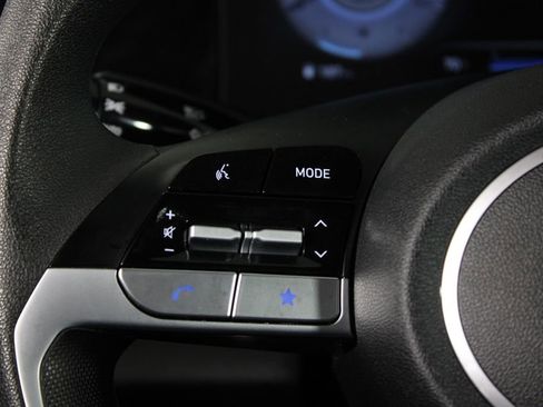 Certified 2024 Hyundai Elantra SEL FWD image 26