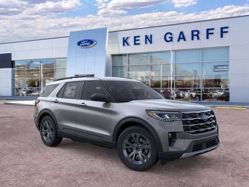 New 2026 Ford Explorer Active w/ Active Comfort Package AWD/4WD image 8