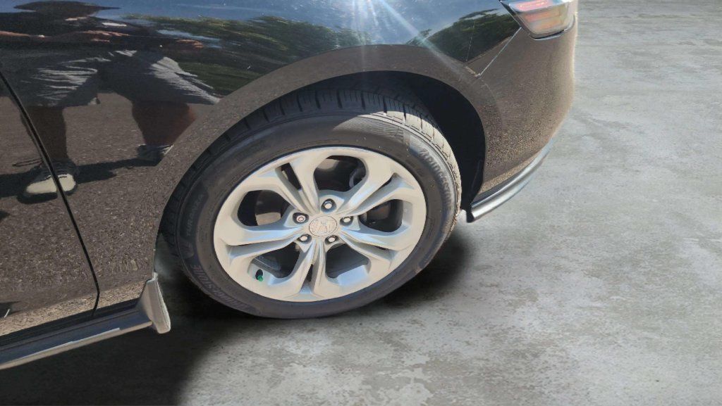 Used 2023 Honda Accord LX image 16