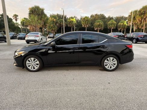 Used 2022 Nissan Sentra S FWD image 2