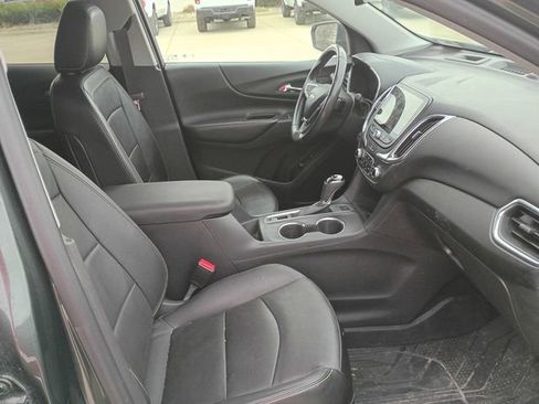 Used 2020 Chevrolet Equinox LT w/ Sport Edition image 11