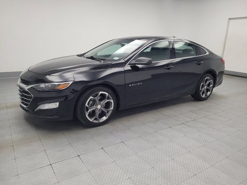 Used 2024 Chevrolet Malibu LT FWD image 2