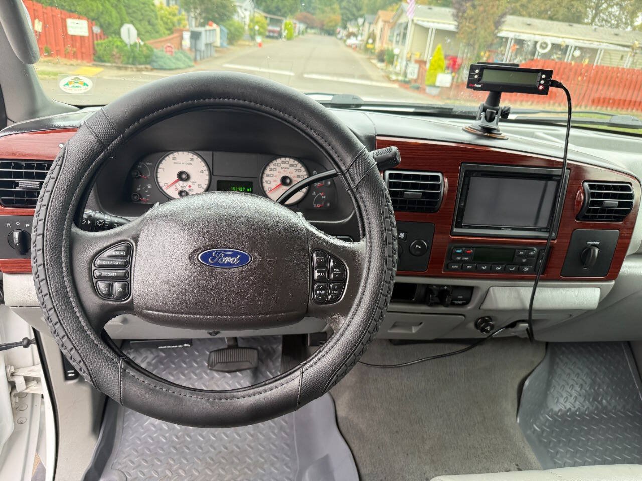 Used 2005 Ford F350 Lariat AWD/4WD image 17