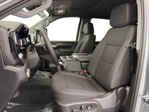 New 2026 GMC Sierra 2500 SLE w/ SLE Value Package; AWD/4WD image 9