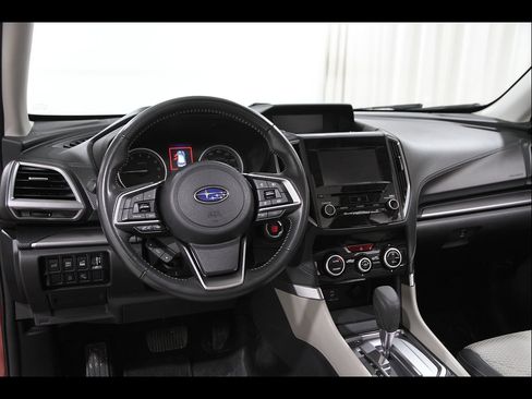 Used 2023 Subaru Forester Premium AWD/4WD image 6