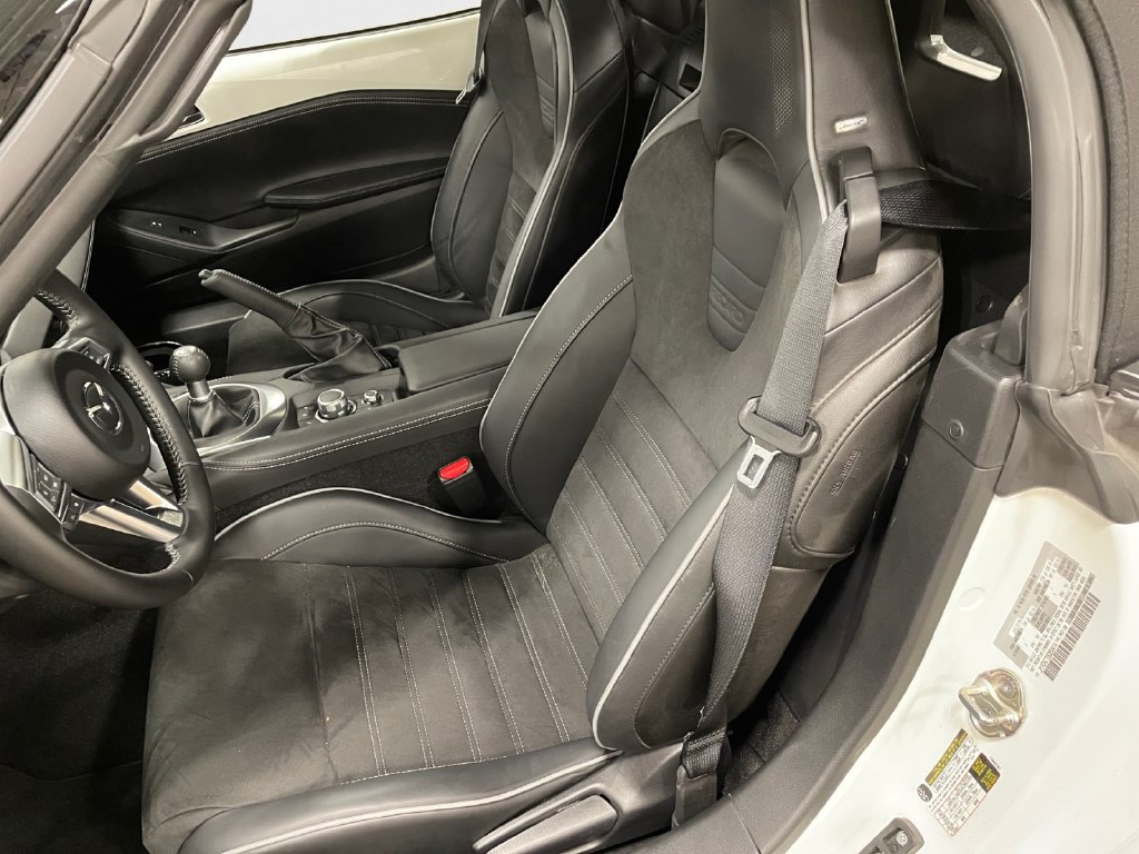 Used 2025 MAZDA MX-5 Miata Club w/ Brembo/BBS Recaro Package RWD image 13