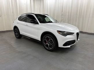 Used 2024 Alfa Romeo Stelvio Veloce AWD/4WD video 1