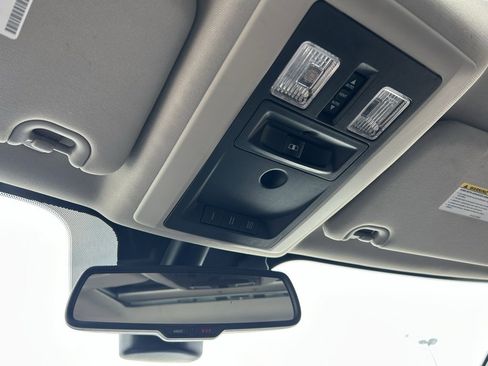 Used 2016 RAM 1500 Laramie w/ Convenience Group image 25