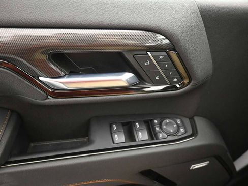 Used 2024 GMC Sierra 2500 AT4 w/ AT4 Premium Plus Package image 21