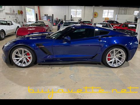 Used 2017 Chevrolet Corvette Z06 image 6