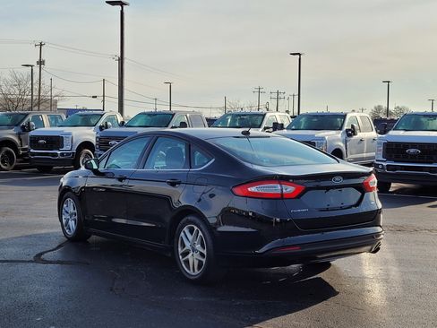 Used 2016 Ford Fusion SE image 6