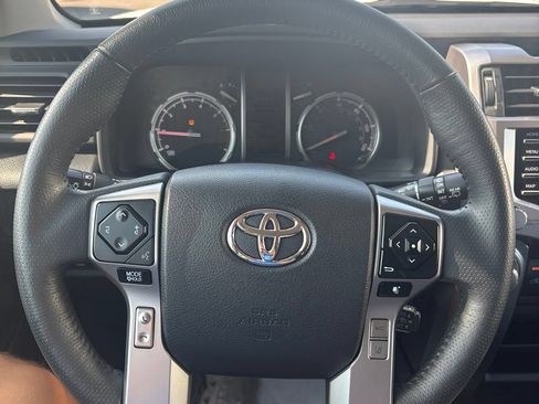 Used 2023 Toyota 4Runner TRD Sport w/ Technology Package AWD/4WD image 18