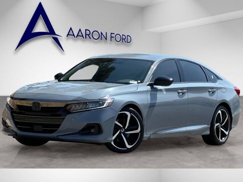 Used 2022 Honda Accord Sport image 2