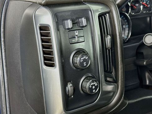 Used 2017 Chevrolet Silverado 1500 LTZ Z71 w/ LTZ Plus Package AWD/4WD image 12