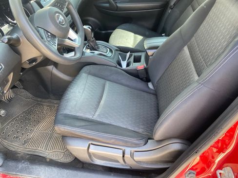Used 2017 Nissan Rogue S AWD/4WD image 28