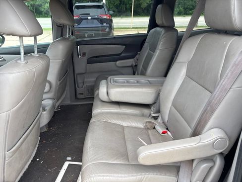 Used 2015 Honda Odyssey EX-L image 19