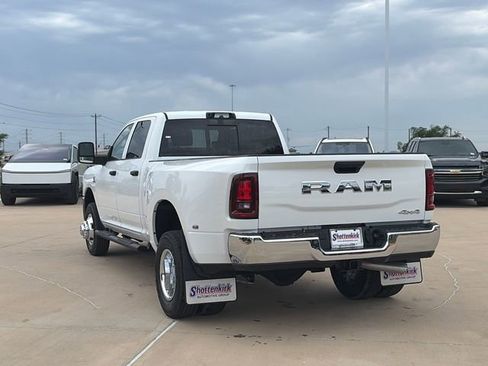New 2026 RAM 3500 Tradesman AWD/4WD image 7