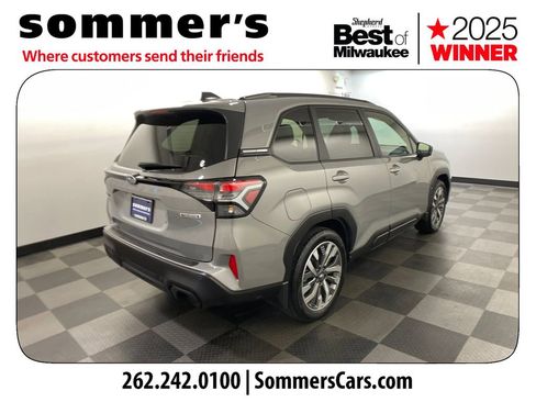 Used 2025 Subaru Forester Touring image 5