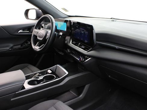 Used 2025 Chevrolet Equinox LT w/ Midnight Edition FWD image 24