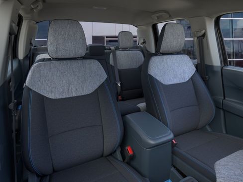 New 2026 Ford Maverick XLT w/ XLT Luxury Package FWD image 12