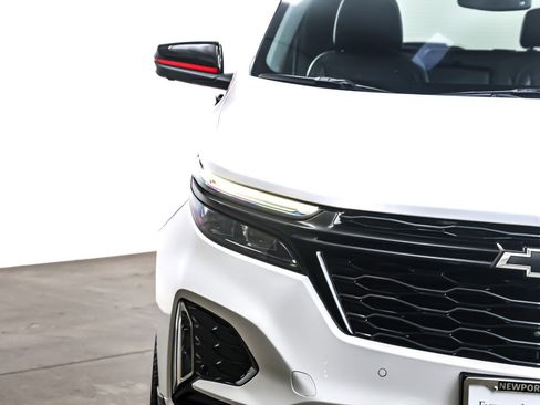 Used 2024 Chevrolet Equinox Premier image 14