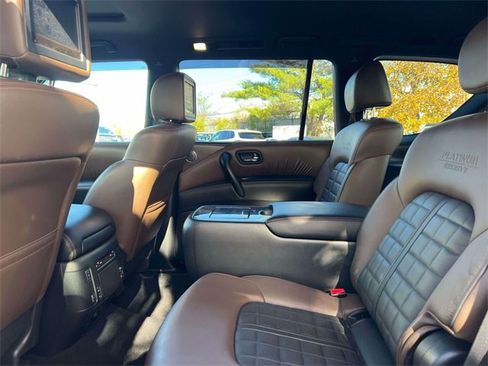 Used 2019 Nissan Armada Platinum w/ Captain's Chairs Package image 12