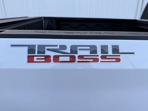 New 2026 Chevrolet Silverado 1500 LT Trail Boss w/ Safety Package image 26