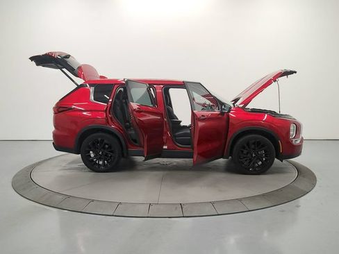 Used 2023 Mitsubishi Outlander Ralliart AWD/4WD image 17