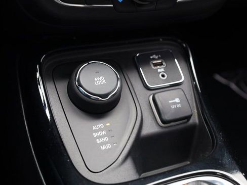 Used 2019 Jeep Compass Limited w/ Safety & Security Group image 19