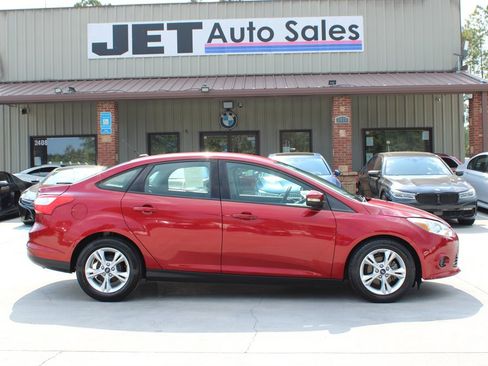 Used 2013 Ford Focus SE image 8