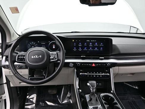 Certified 2024 Kia Carnival SX Prestige image 35