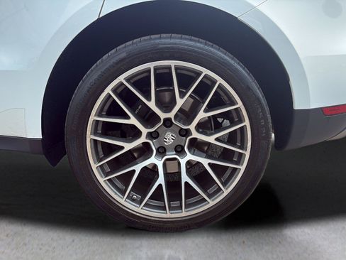 Used 2020 Porsche Macan AWD/4WD image 57