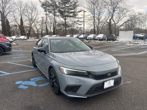 Used 2022 Honda Civic Sport image 10