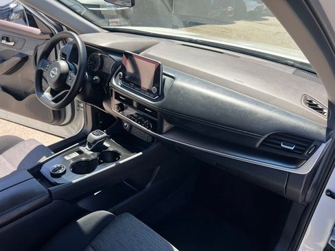 Certified 2023 Nissan Rogue SV AWD/4WD image 20