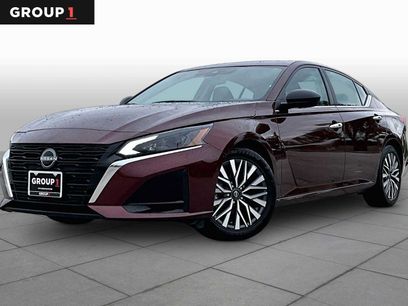 Used 2025 Nissan Altima 2.5 SV