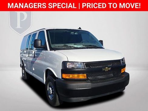 New 2025 Chevrolet Express 2500 Work Van w/ Driver Convenience Package image 13